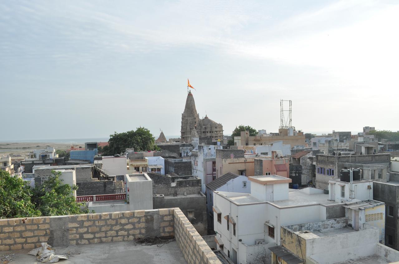 Hotel Bansi Dwarka  Ngoại thất bức ảnh